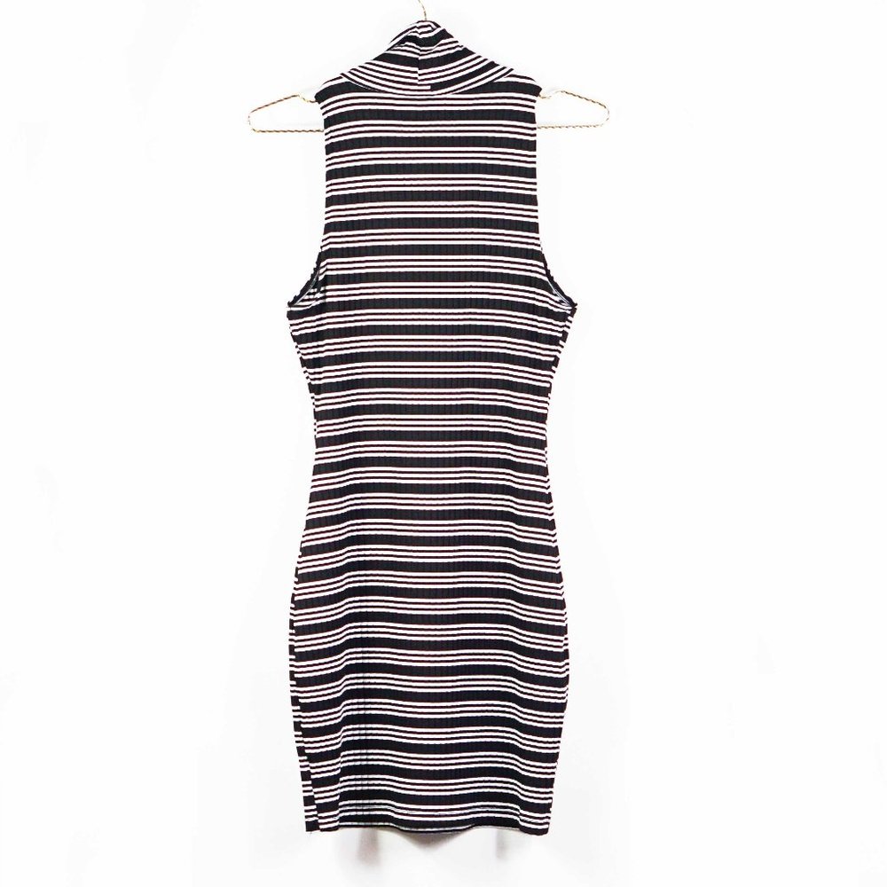 Kendall & Kylie Striped Turtleneck Bodycon Dress M - Picture 4 of 4